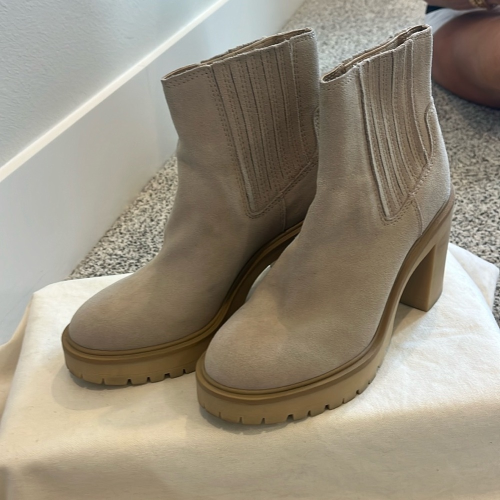 Dolce Vita caster h2o boots